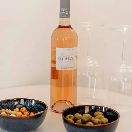 La Ponche L Old Village L Shellter Апартаменты Сен-Тропе